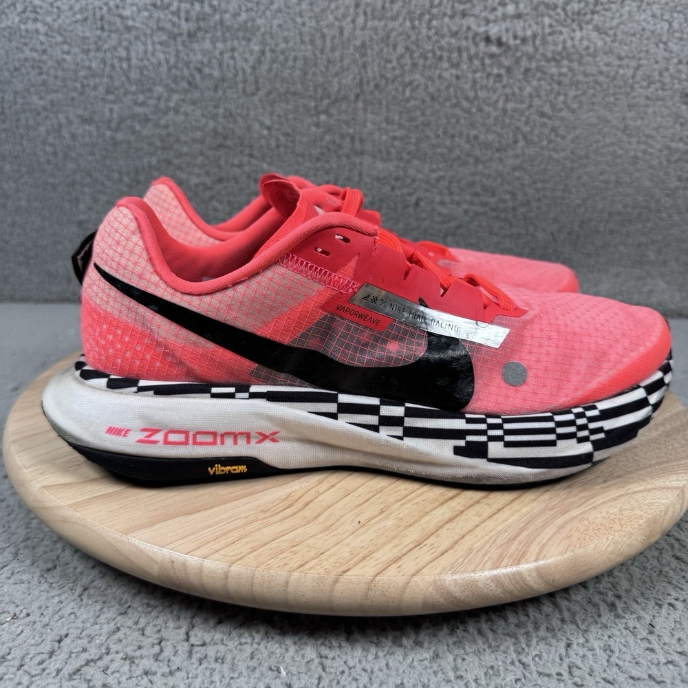 Nike ZoomX Ultrafly Trail Mens 10 Bright Crimson Vibram DX1978-600 Running Shoes